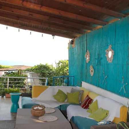 Beachfront Adriatic Sunset Apartment *