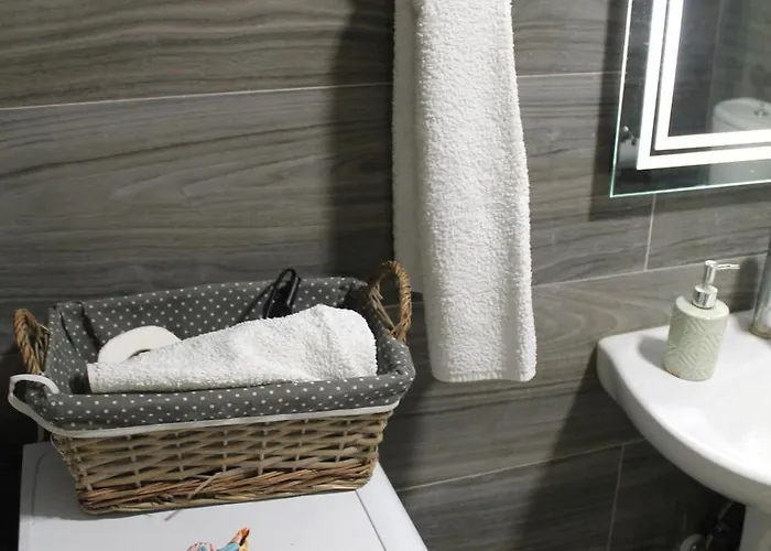 Beachfront Adriatic Sunset Appartamento Durrës